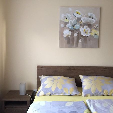 Stan Na Dan Gradiska/Bos. Gradiska Apartment Ngoại thất bức ảnh