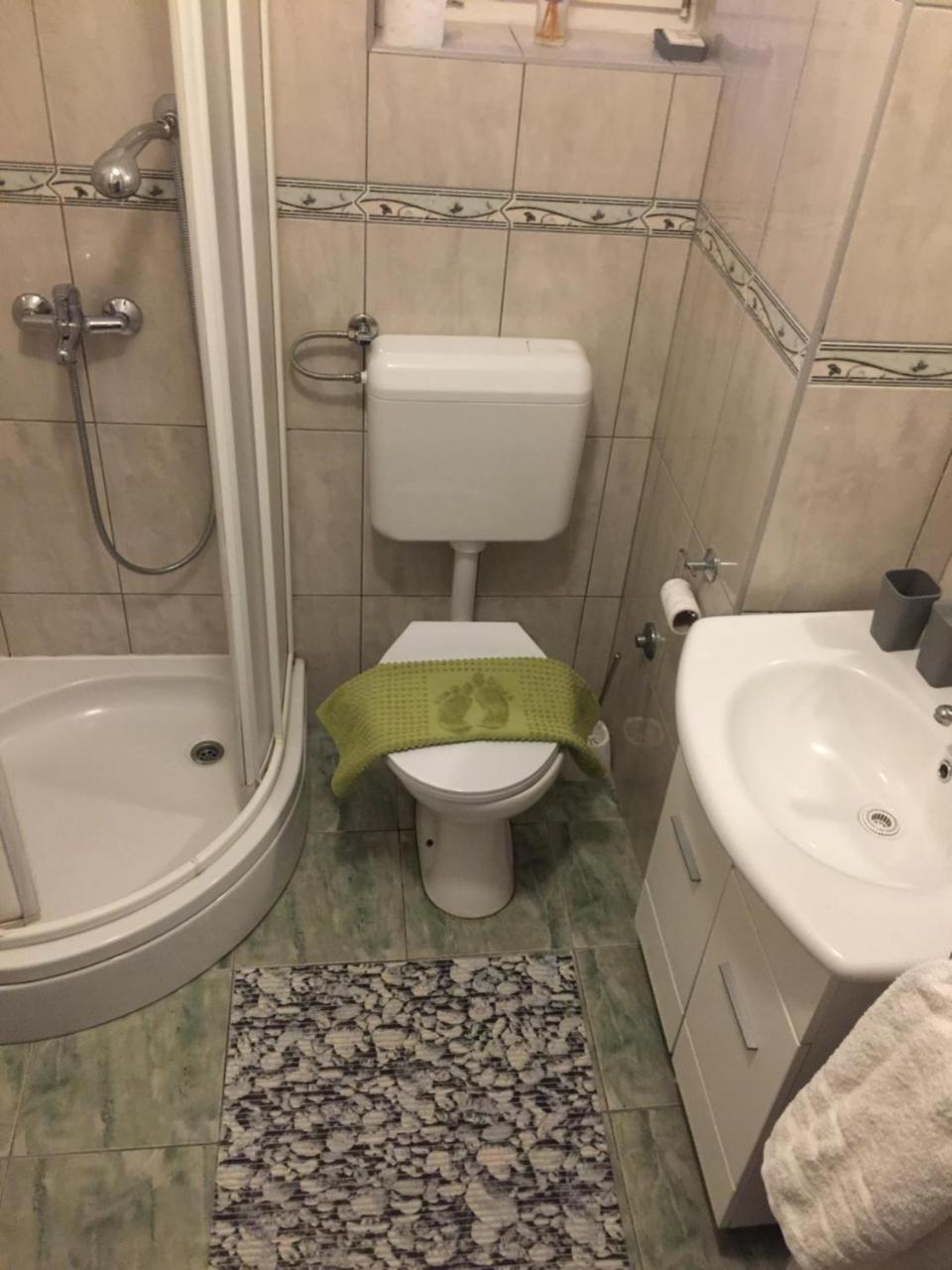 Stan Na Dan Gradiska/Bos. Gradiska Apartment Ngoại thất bức ảnh